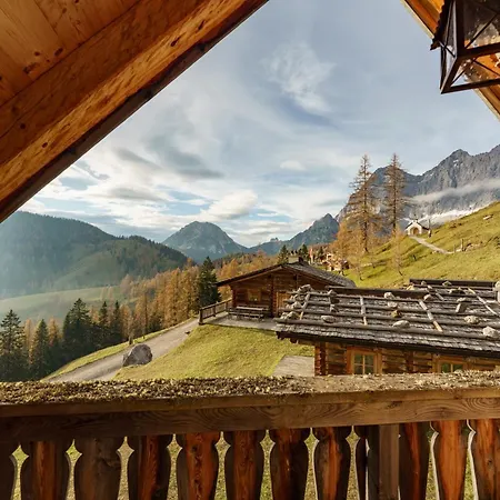 Brandhof - Chalets am Berg-3